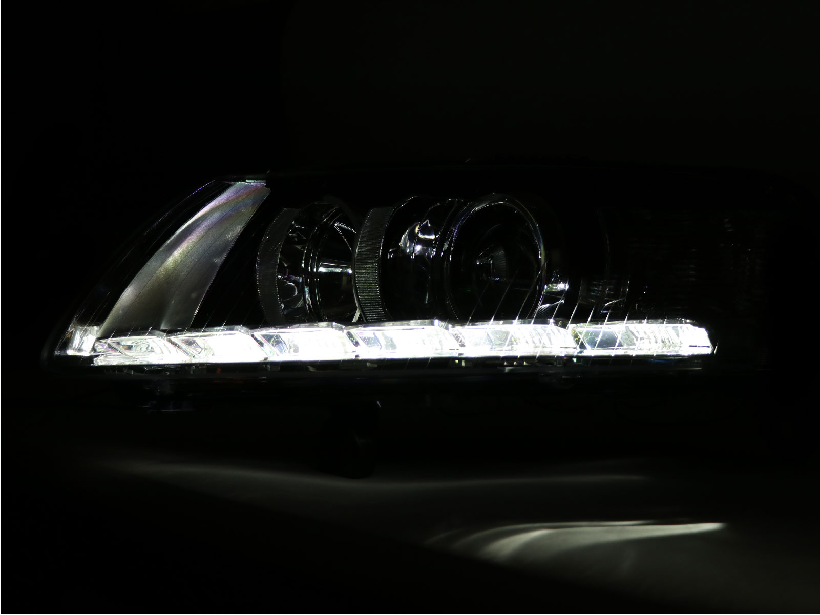 Depo Scheinwerfer passend für Audi A6 4f C6 VFL BiXenon mit LED TFL o,  479,90 €
